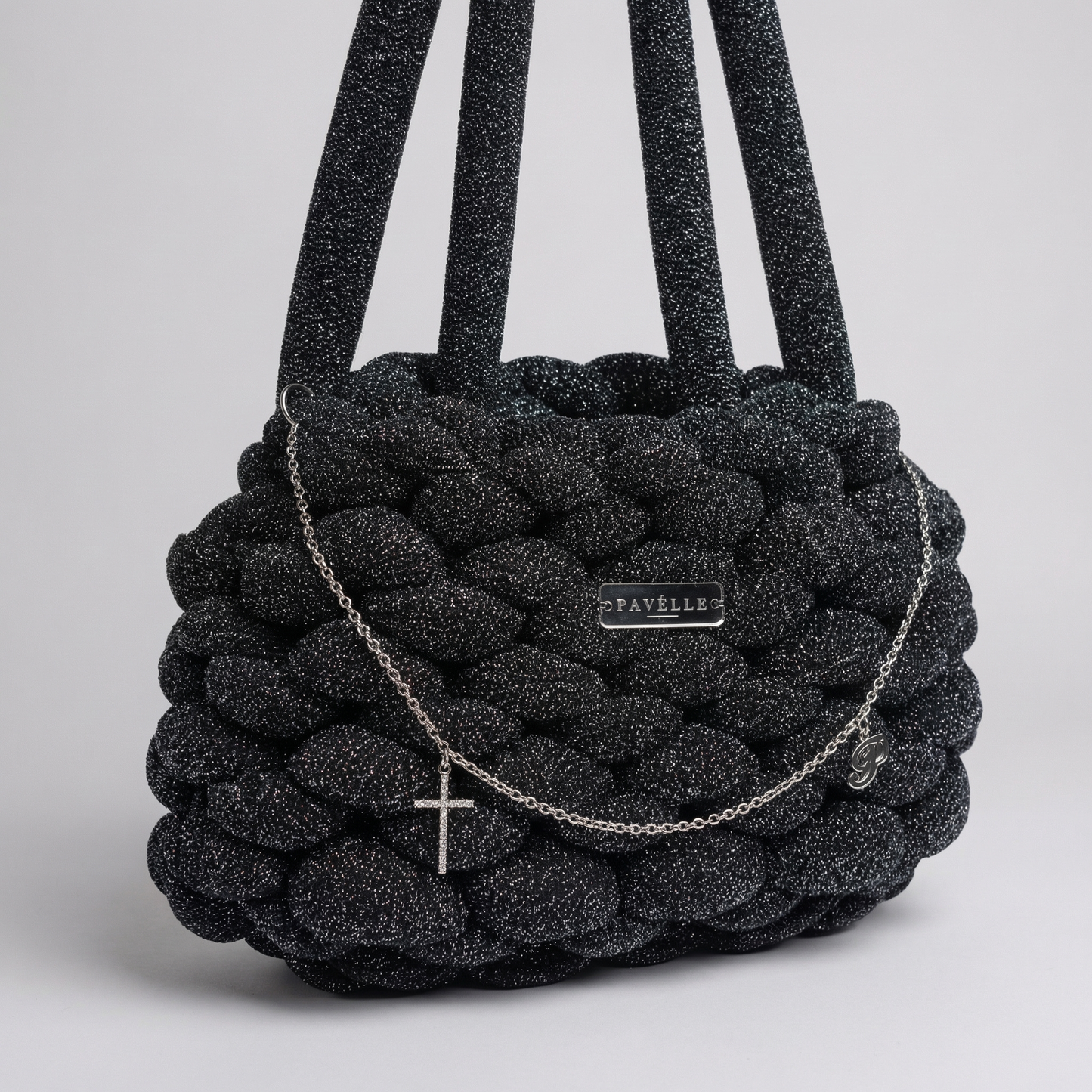 PAVÉLLE NOIR DIVINE