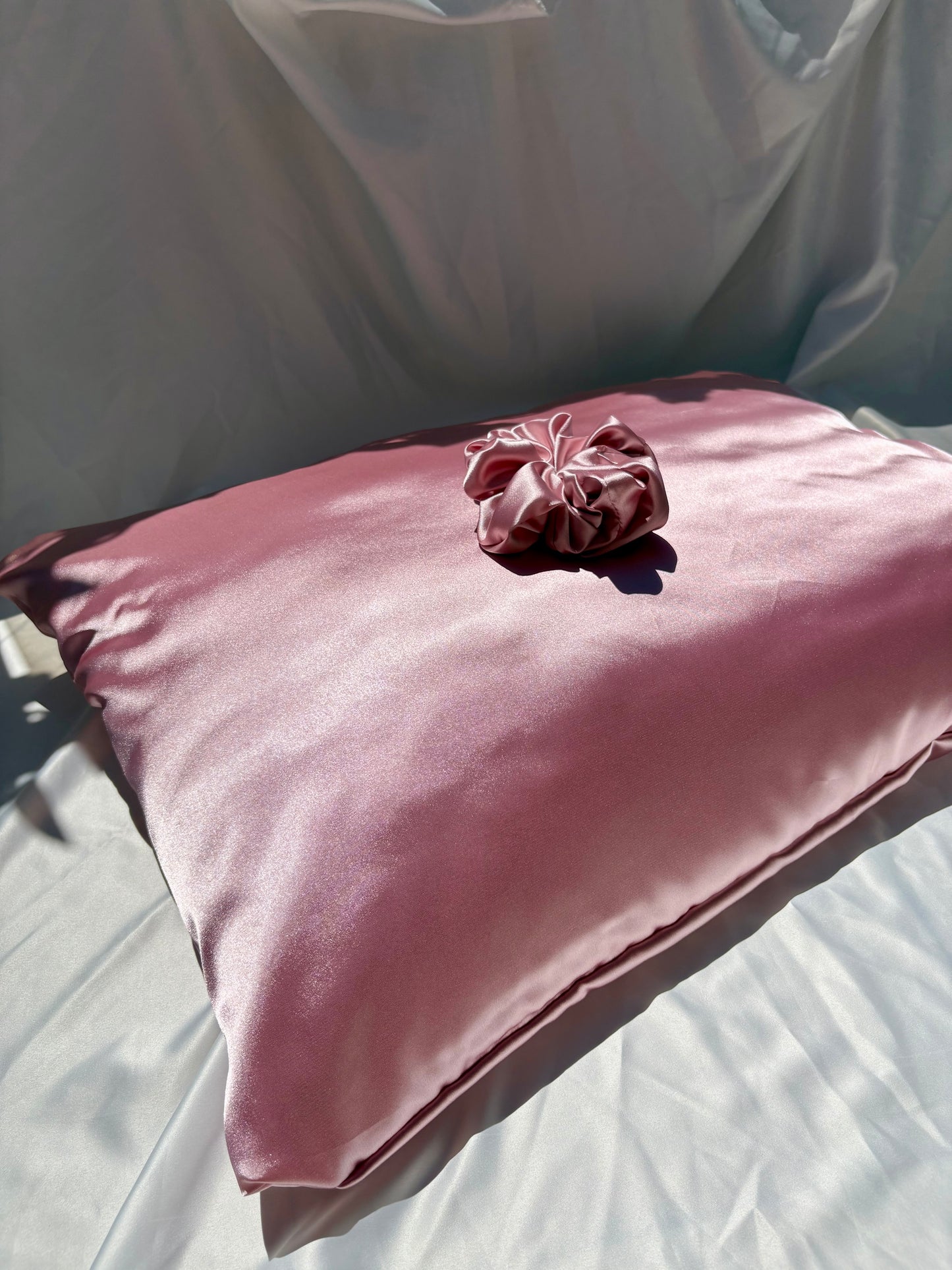 Сатенена калъфка и скрънчи за коса PINK 50x70см