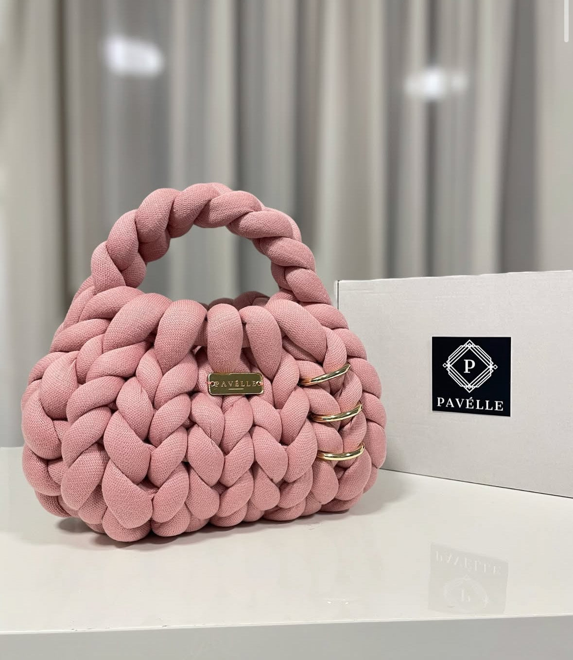 PAVÉLLE ROSE ASHES