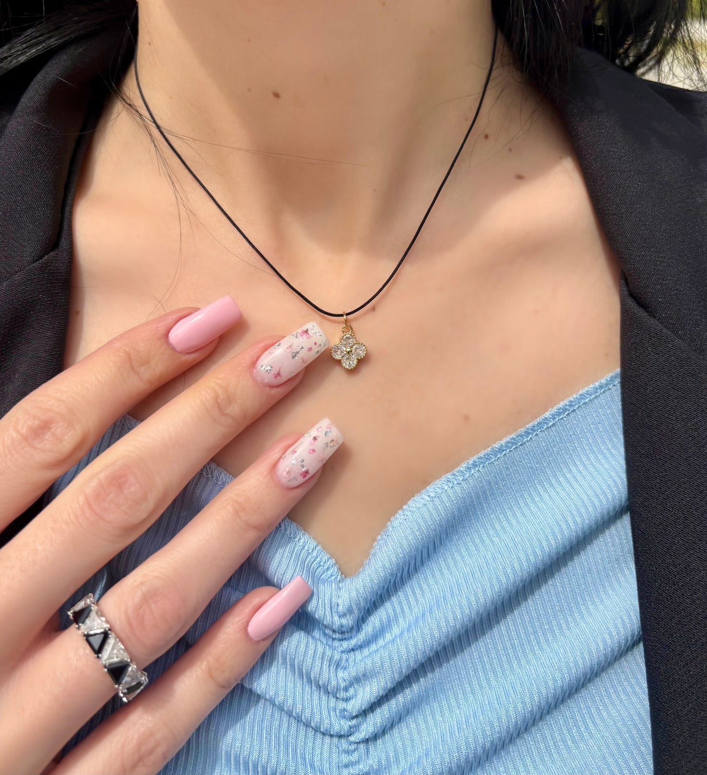PAVELLE RADIANT CLOVER