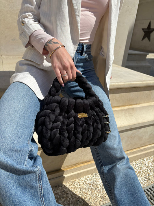 PAVÉLLE BLACK VELVET