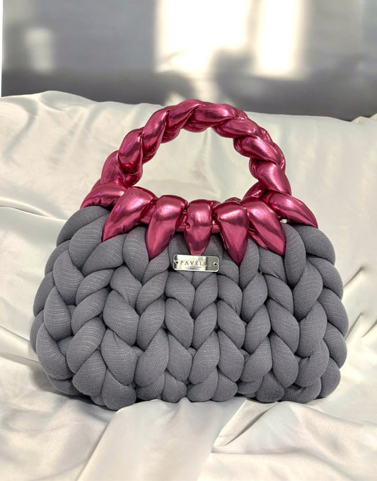 PAVÉLLE MIDNIGHT BLUSH