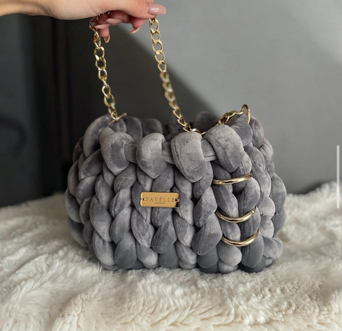 PAVÉLLE GREY
